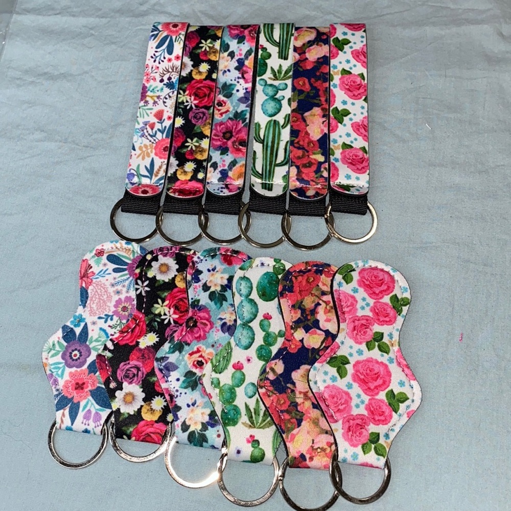 KEYCHAINS AND ACCESSORIES